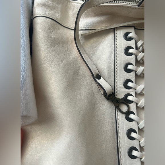 NWT johnny was Ariana italian leather bag - Picture 2 of 10